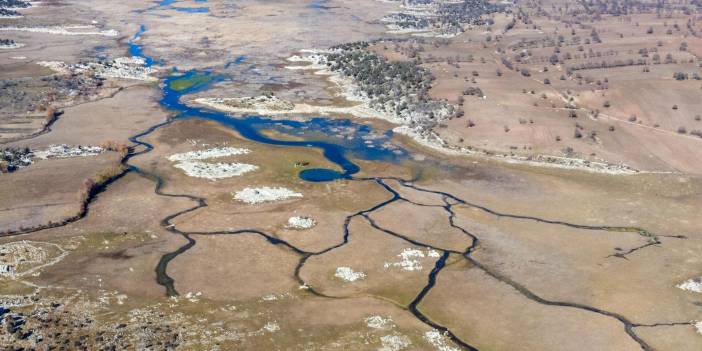 Beyşehir Gölü kuruyor. Gerçek manzara gün yüzüne çıktı