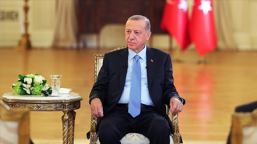 Erdoğan: Yeniden adaylık önünde hiçbir engel bulunmuyor