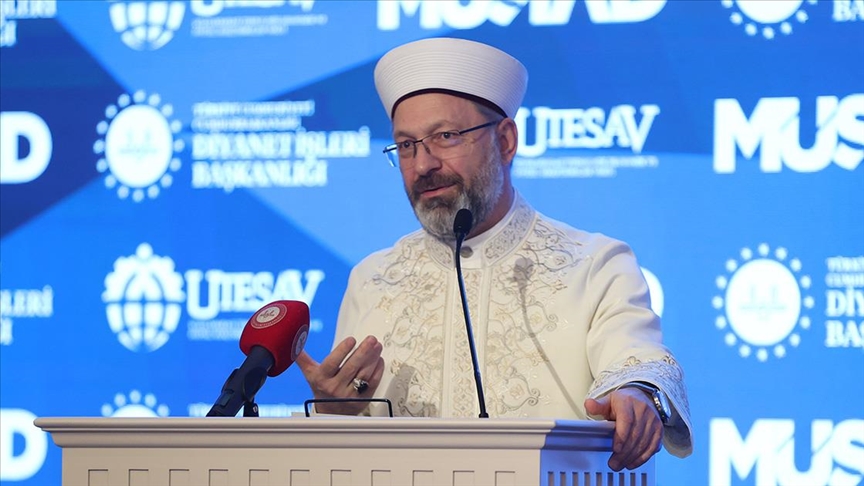 Diyanet İşleri Başkanı Erbaş'tan Mescid-i Aksa'ya baskına tepki