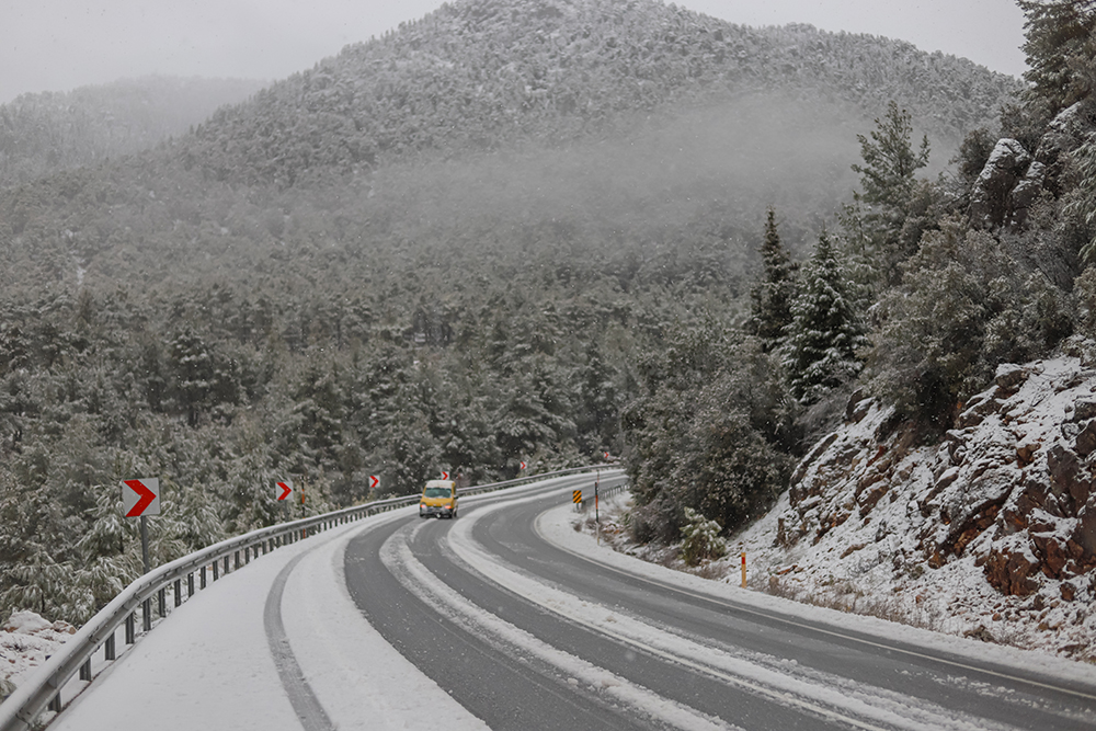 Antalya-Konya kara yolu kapandı