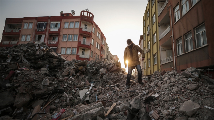 Depremzedelerden büyük tepki