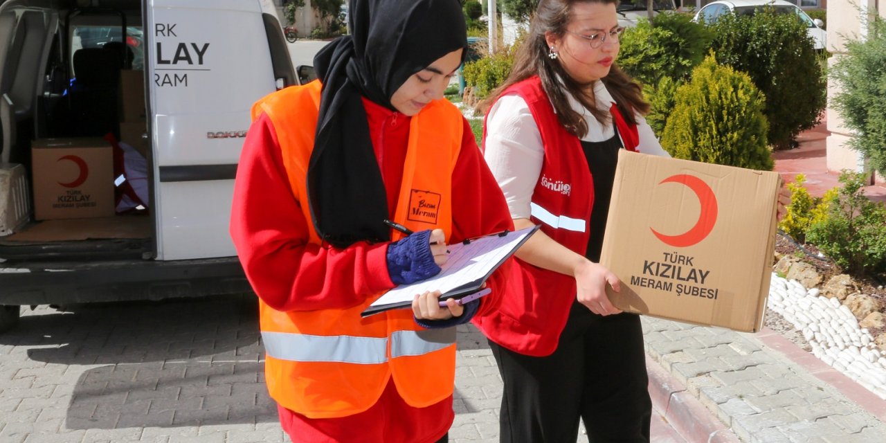 Meram’da ihtiyaç sahiplerinin yüzü bu ramazanda da gülüyor