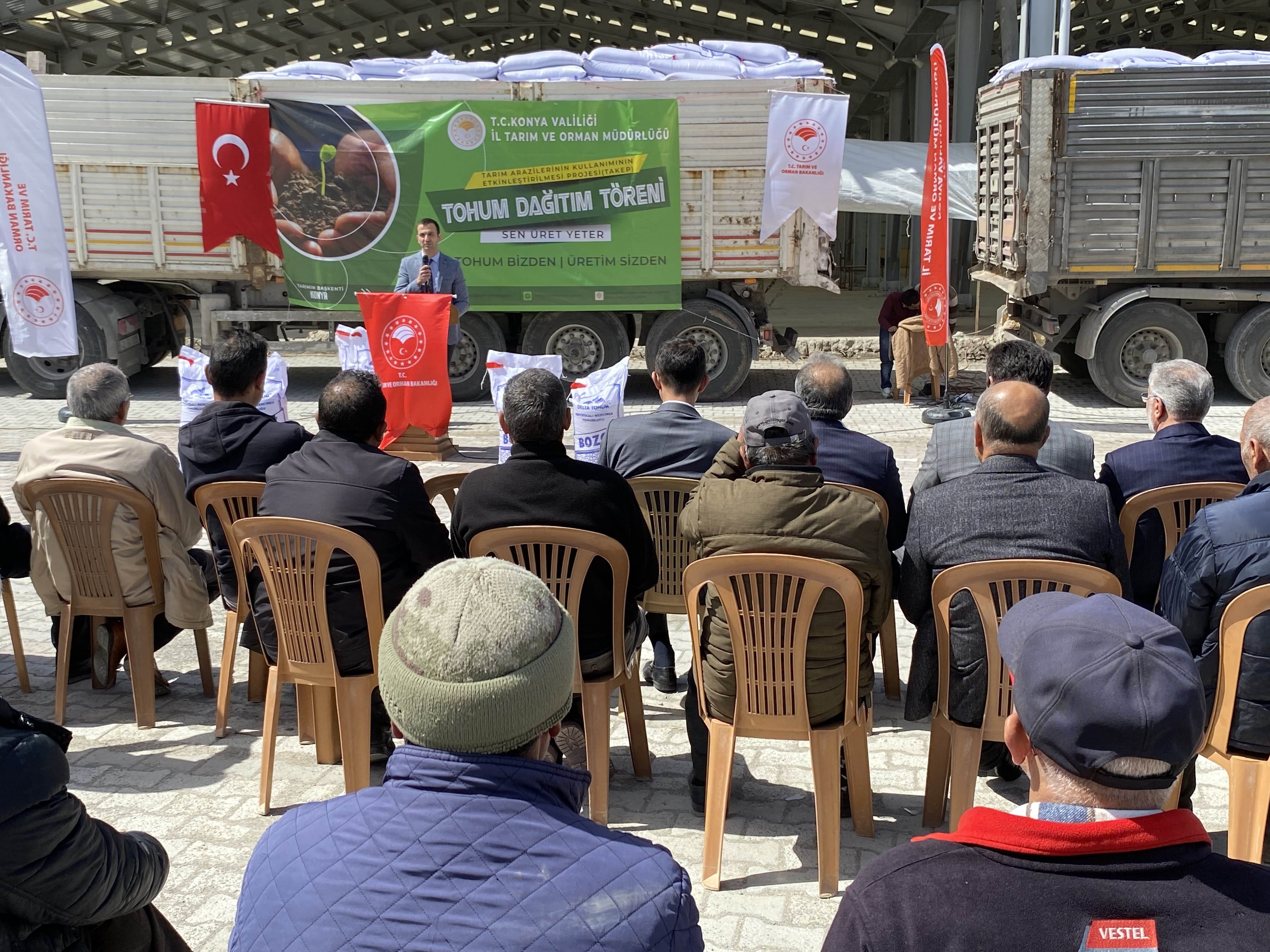 Kulu'da çiftçilere 101 ton sertifikalı tohumluk yeşil mercimek dağıtıldı