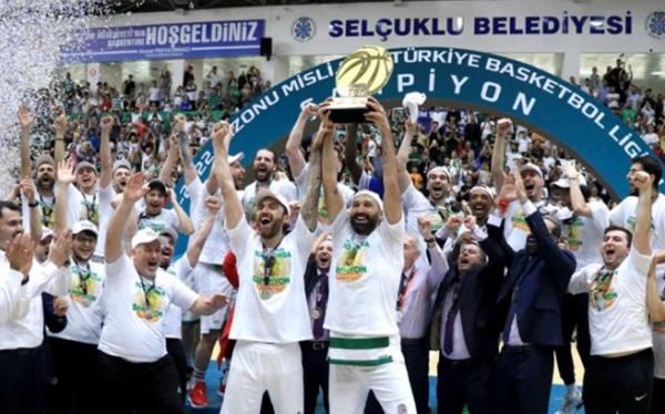 Basketbolcular Konyaspor'dan şampiyonluk primlerini istiyor