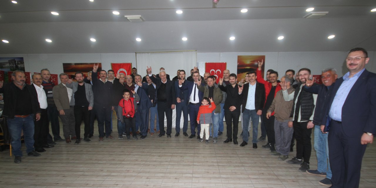 MHP'liler iftar yemeğinde buluştu