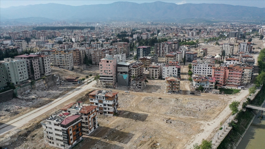 Depremlerde hayatını kaybedenlerin sayısı açıklandı