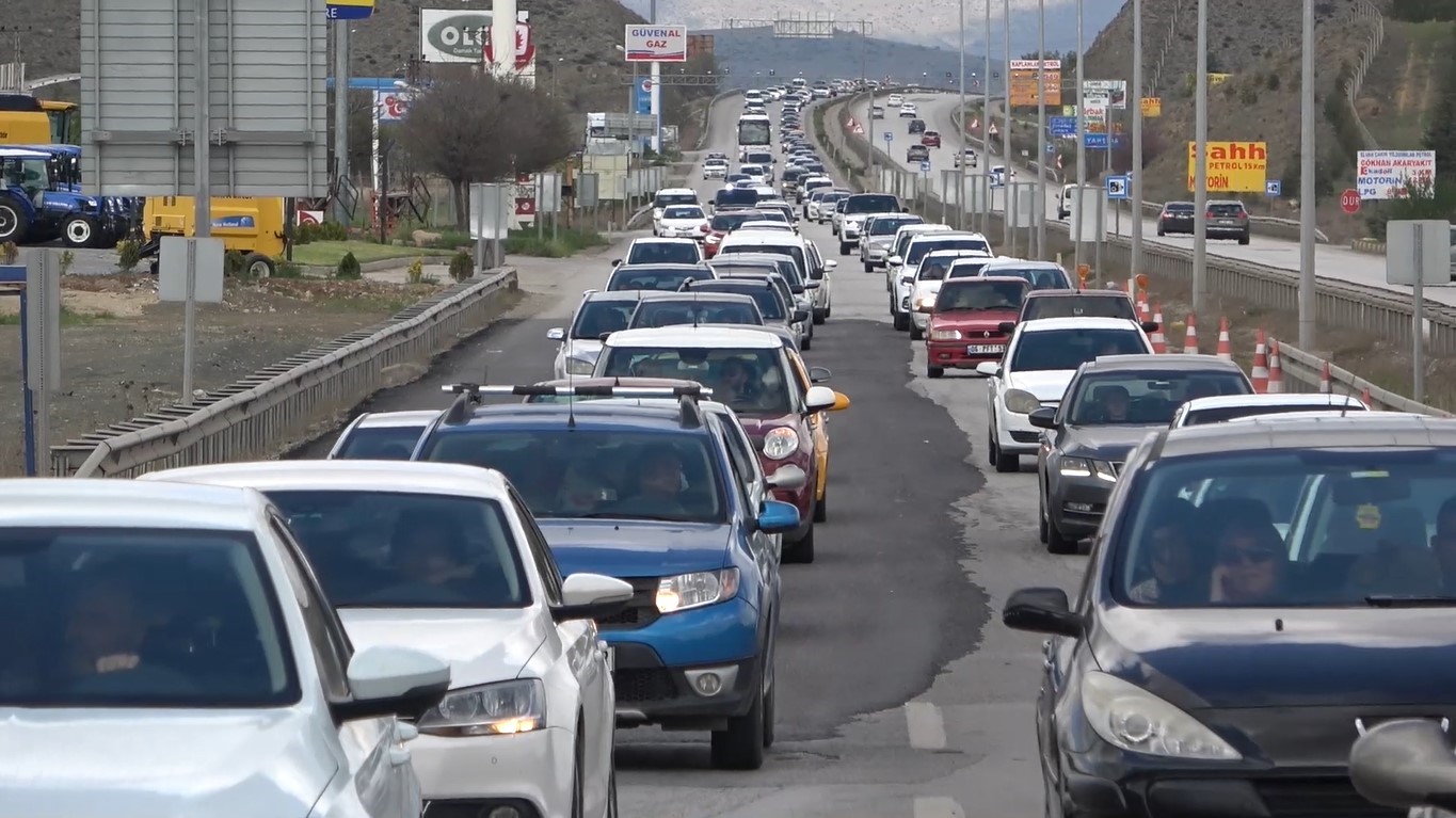 Bayramın ilk gününde de manzara yine aynı