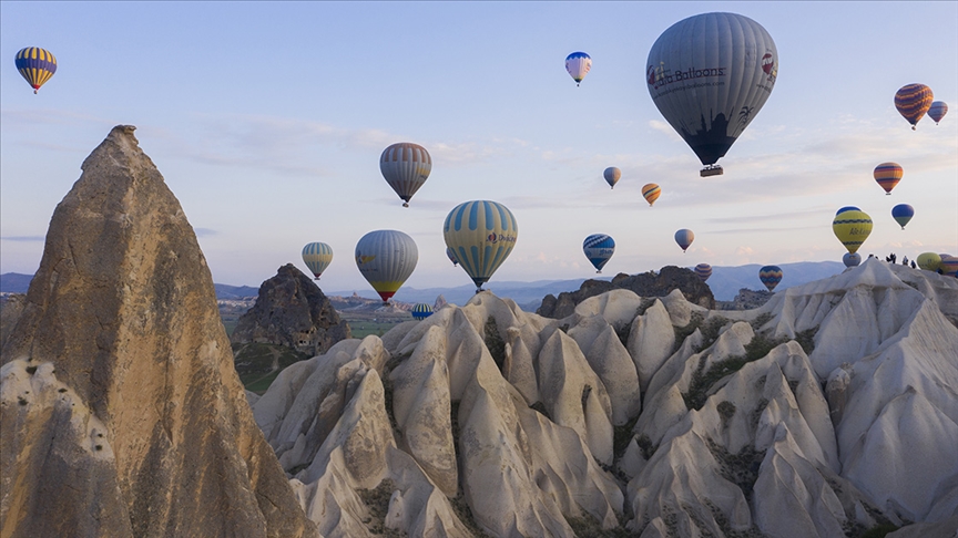 Turizm gelirinde büyük artış: 42 milyar dolara ulaştı