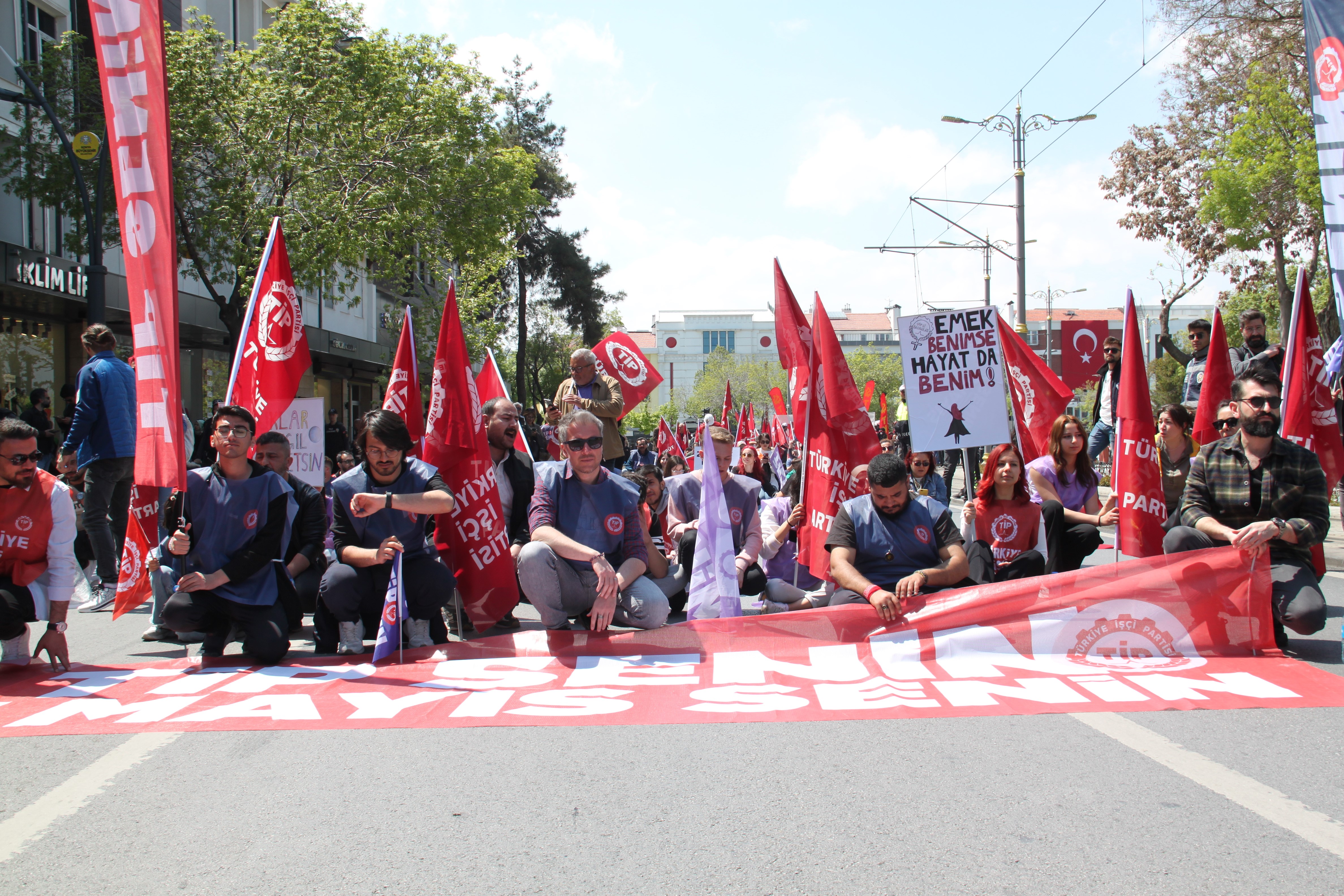 Konya’da 1 Mayıs kutlandı