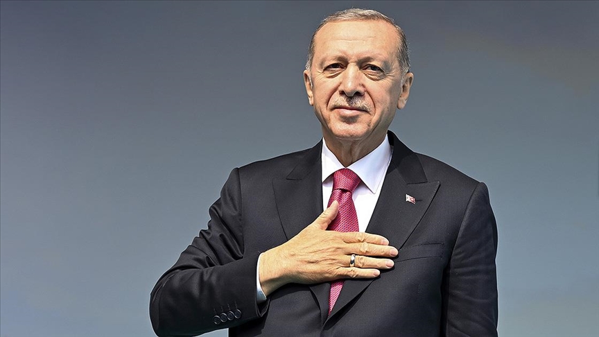 Cumhurbaşkanı Erdoğan, parti merkezine geldi