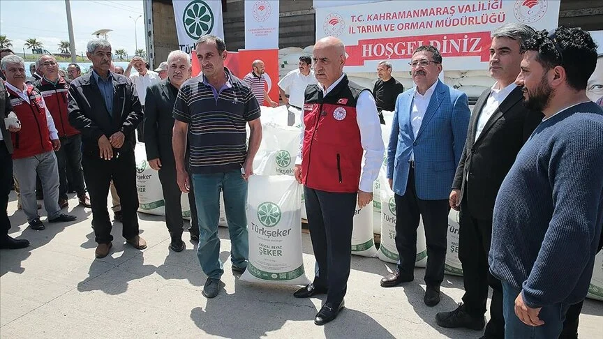 Deprem bölgesinde hayvan dağıtımı başlıyor