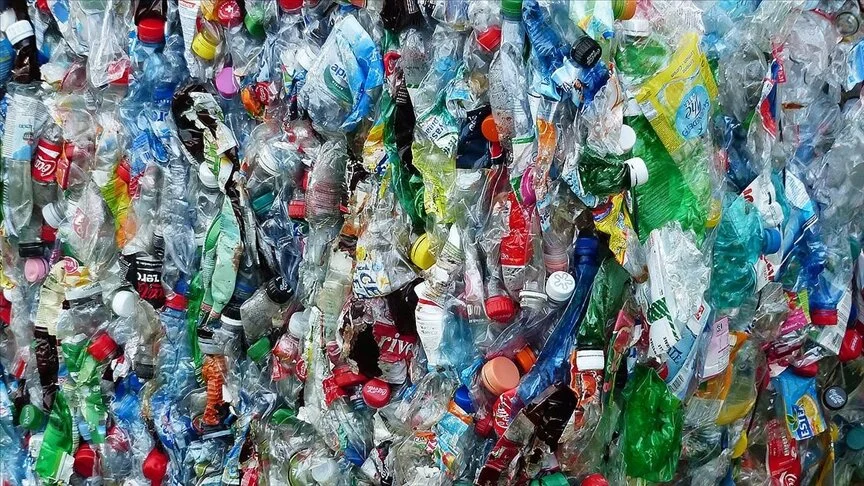 Plastik kirliliğini politika değişiklikleriyle yüzde 80 azaltmak ve 1,3 trilyon dolar tasarruf mümkün