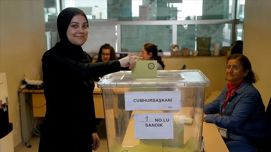 Cumhurbaşkanı Seçimi'nin ikinci turu için sınır kapılarında oy verme işlemi sürüyor