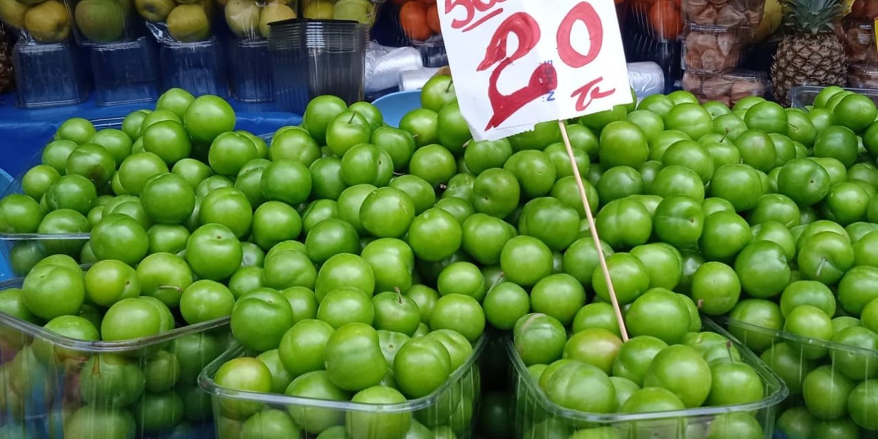 Tezgâhların gözdesi papaz eriği