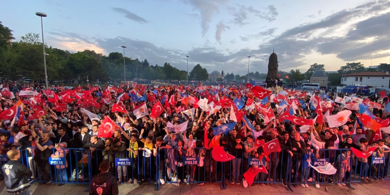 Erdoğan’ın seçim zaferine Konya’da coşkulu kutlama