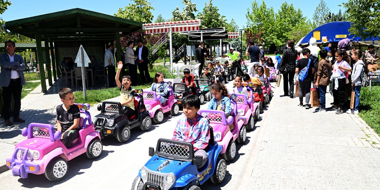 Selçuklu'da çocuklara trafik eğitimi