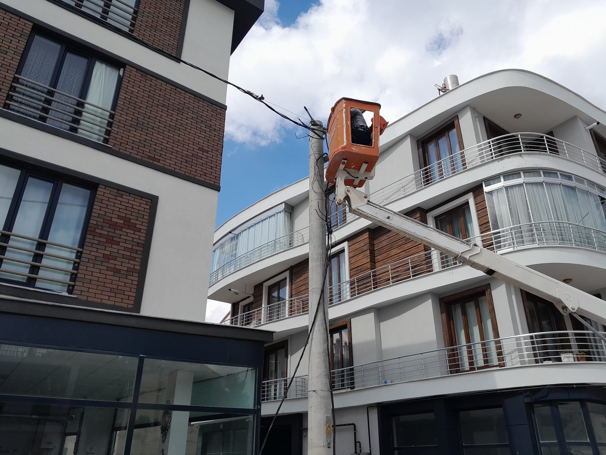 Konya'da elektrik arızası maddi hasara neden oldu