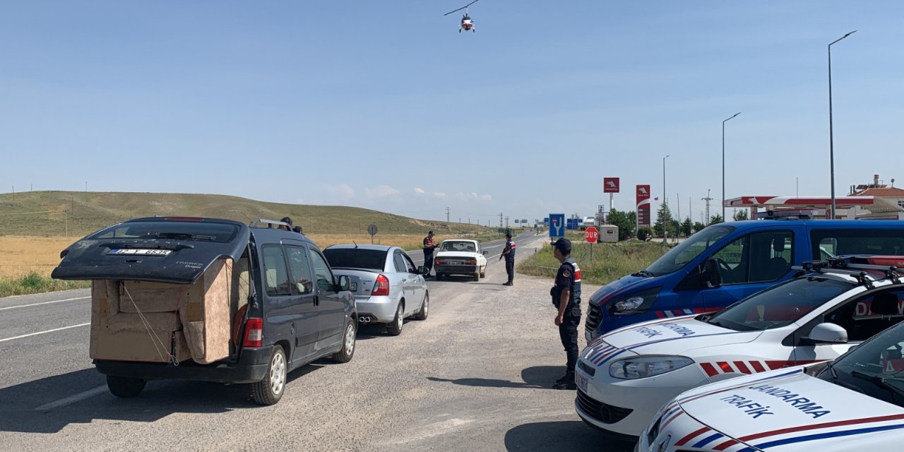 Konya'da "Cayrokopter" ile trafik denetimi yapıldı