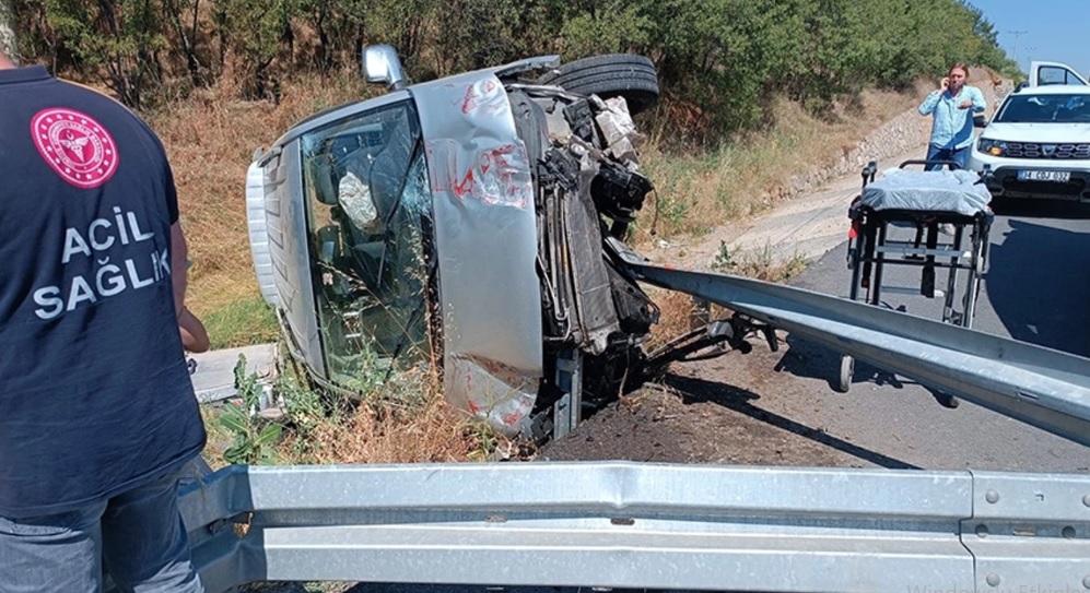 Konya'da kamyonet şarampole devrildi: 6 yaralı