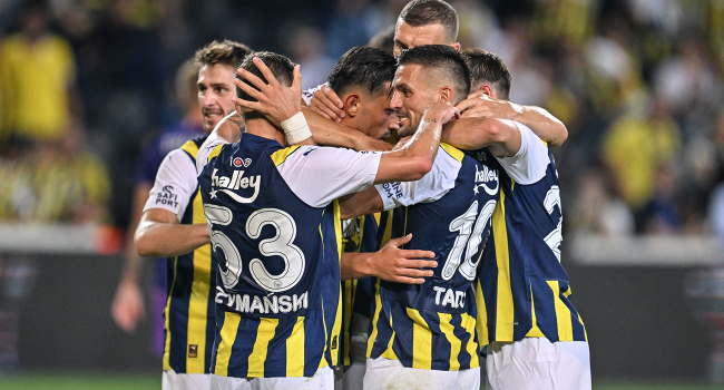 Fenerbahçe 3 golle galibiyete uzandı