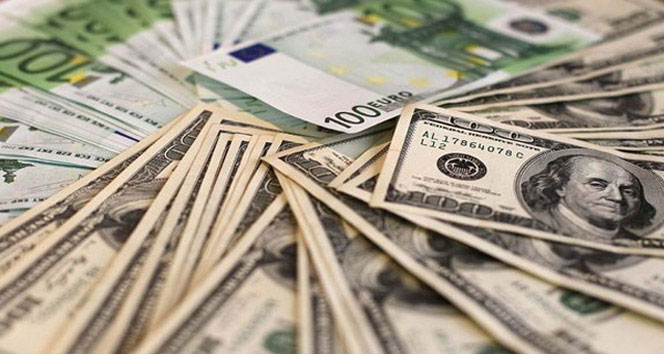 Dolar rekor seviyeye ulaştı! Tarihinde en yüksek rakamı gördü