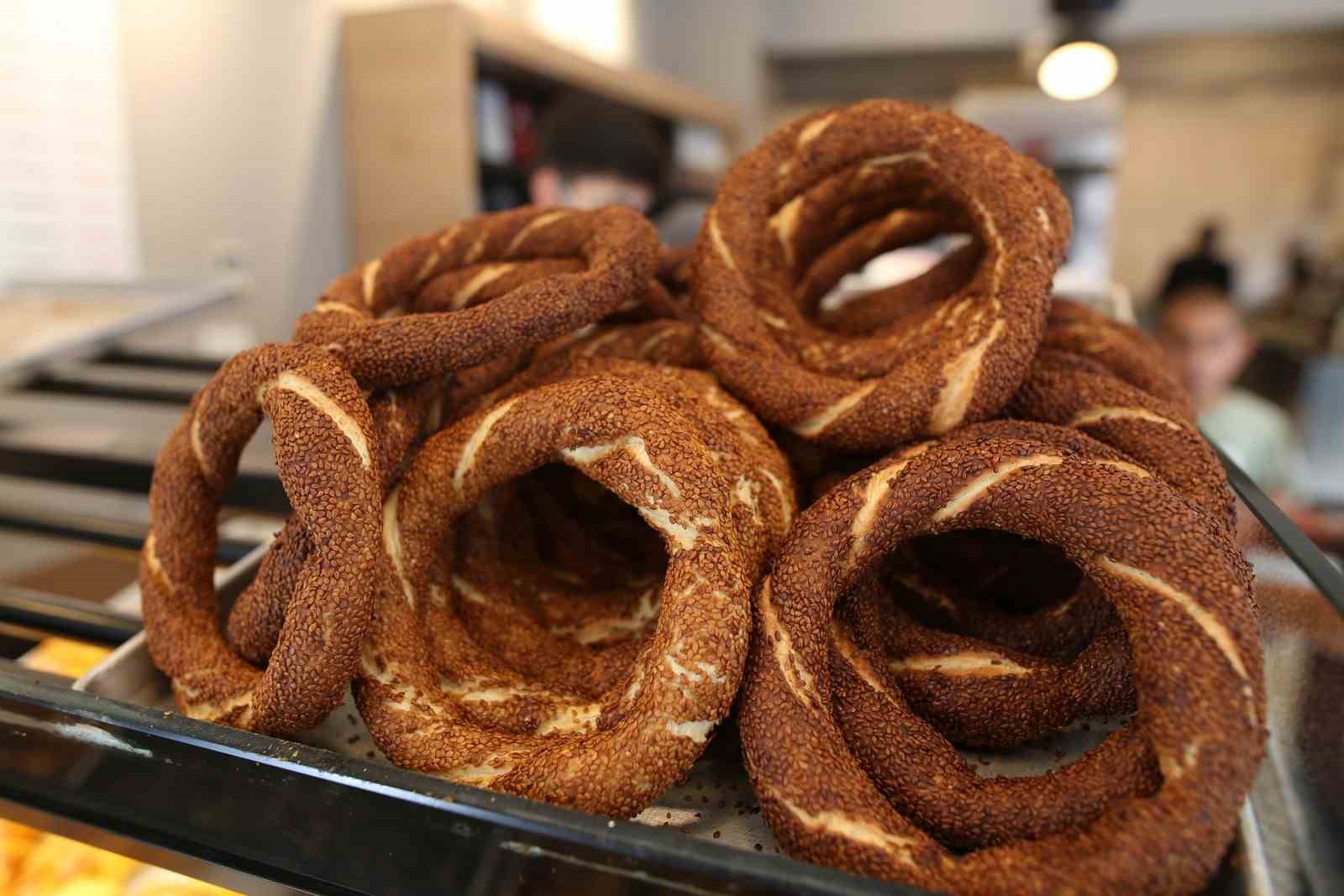 Simit o ilde 10 lirayı aşarak rekor kırdı