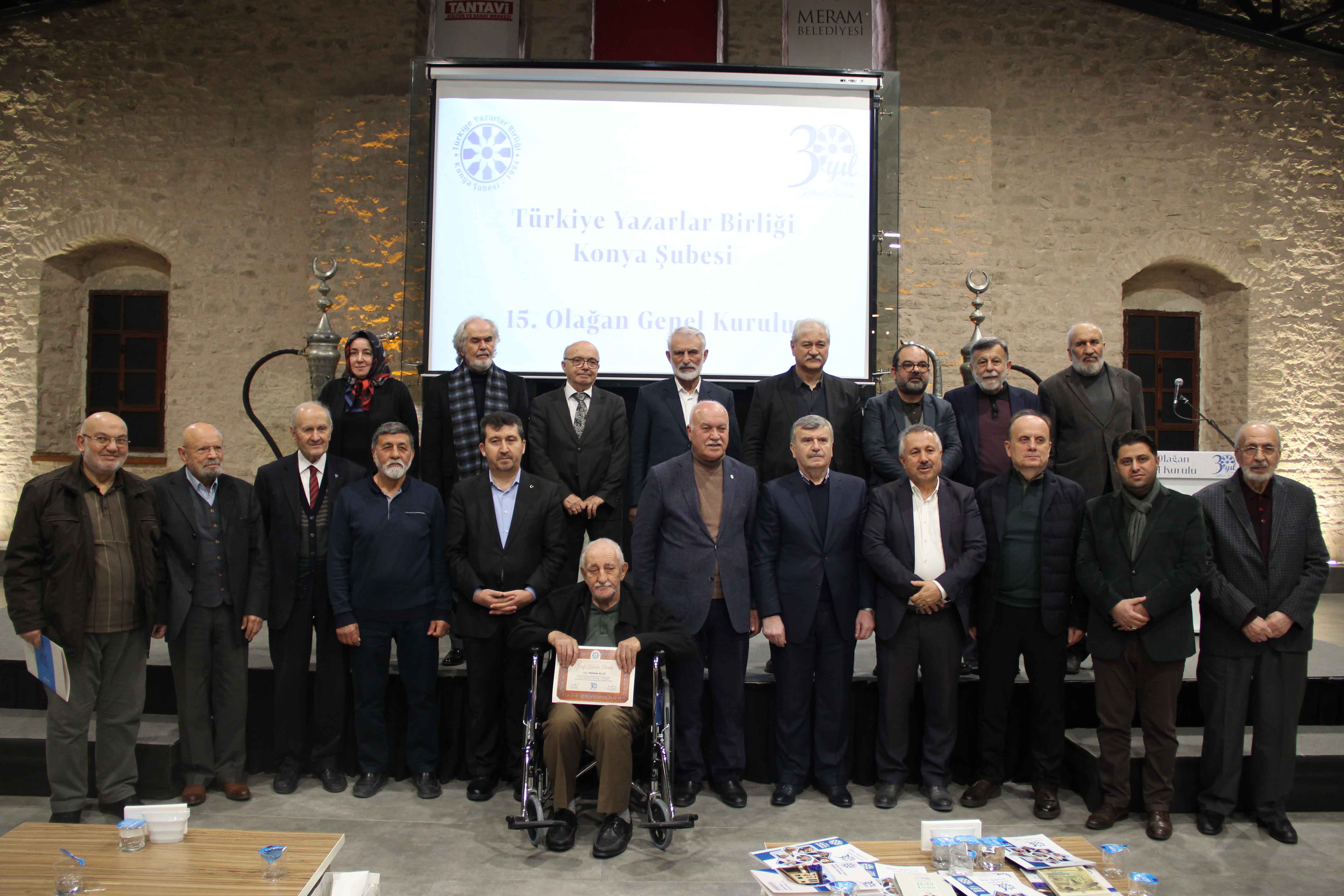 TYB Konya'da Ahmet Köseoğlu güven tazeledi