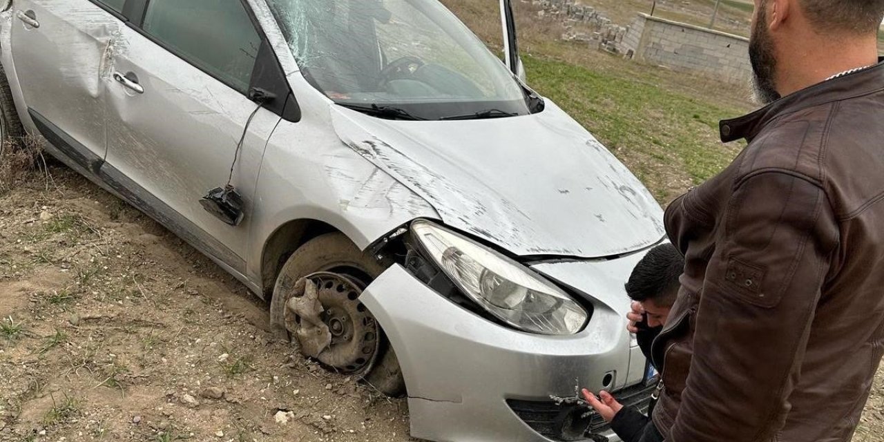 Konya’da otomobil takla attı