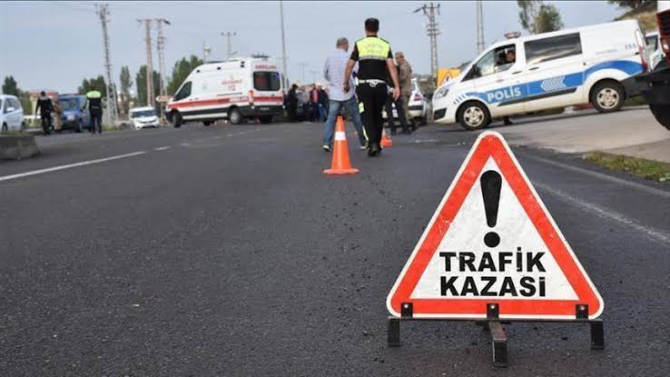 Tatilin ilk gününde trafik kazası bilançosu: 9 kişi hayatını kaybetti