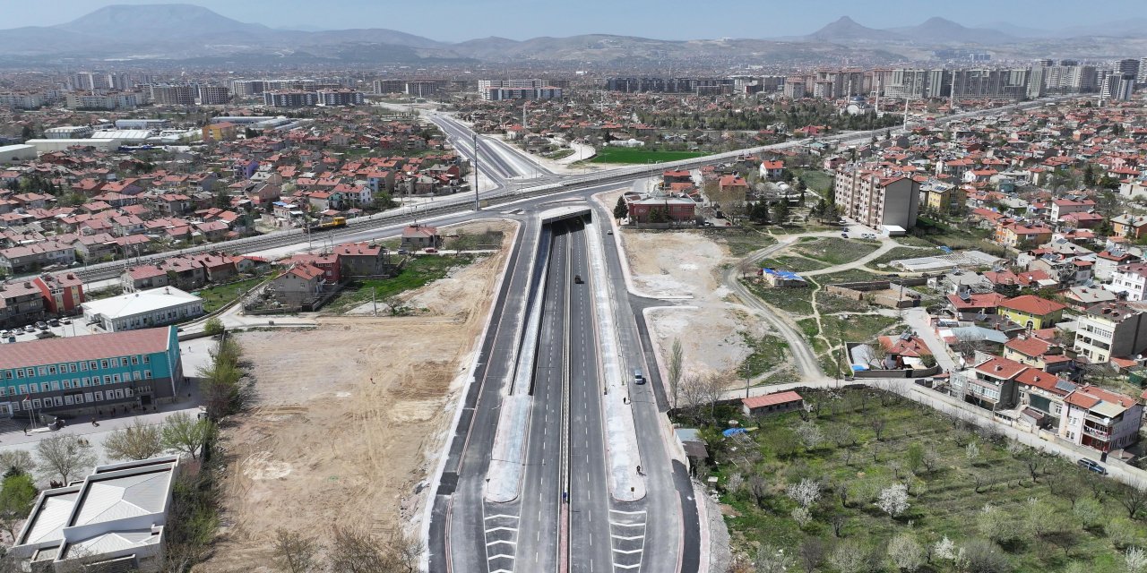 Konya'da trafik sorunu bir bir çözülüyor