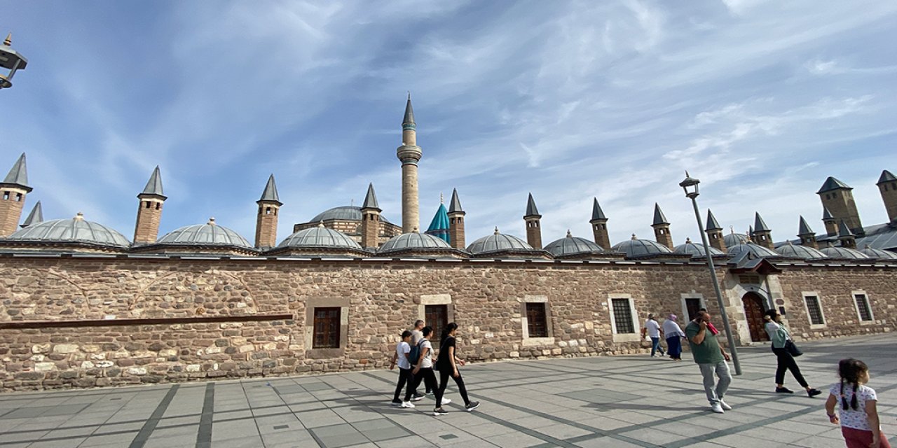 Konya zirveyi kaptı! Vatandaşlar Mevlana Müzesi dedi