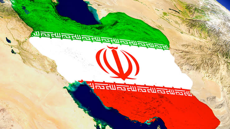 İran'da neler oluyor? Hava sahası kapandı