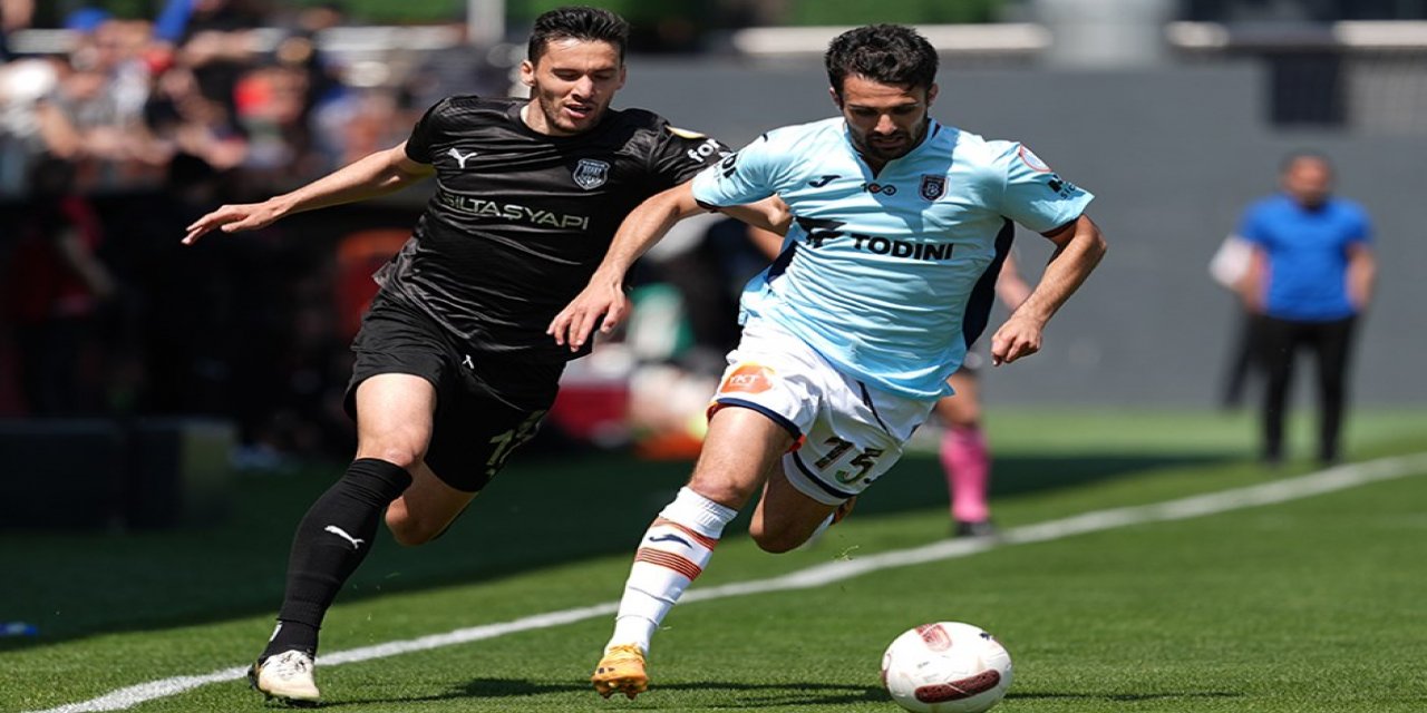 5 gollü maçta kazanan Başakşehir