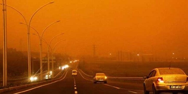 Türkiye’nin güneyinde toz bulutu etkisini hissettiriyor