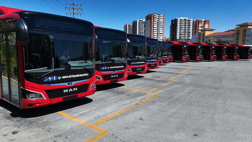 Konyalı otobüs şoförü takdir topluyor: Bir sevdadır Konyaspor