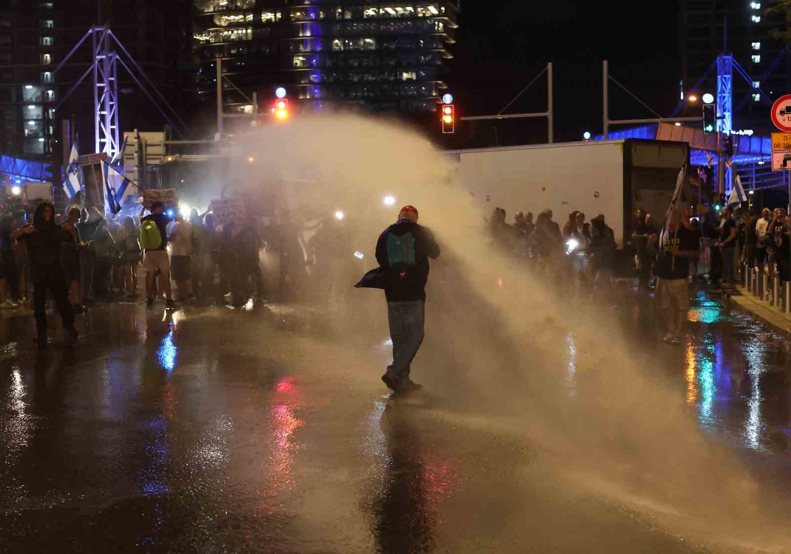 Tel Aviv ve Kudüs’te hükümet karşıtı protesto