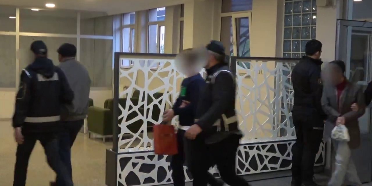 Kimi emekli oldu kimi yaşlılık aylığı aldı, polis bu oyuna dur dedi