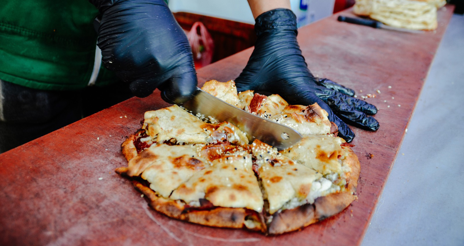 Halka Konya'dan başladı! Anadolu'nun pizzasının ünü giderek artıyor