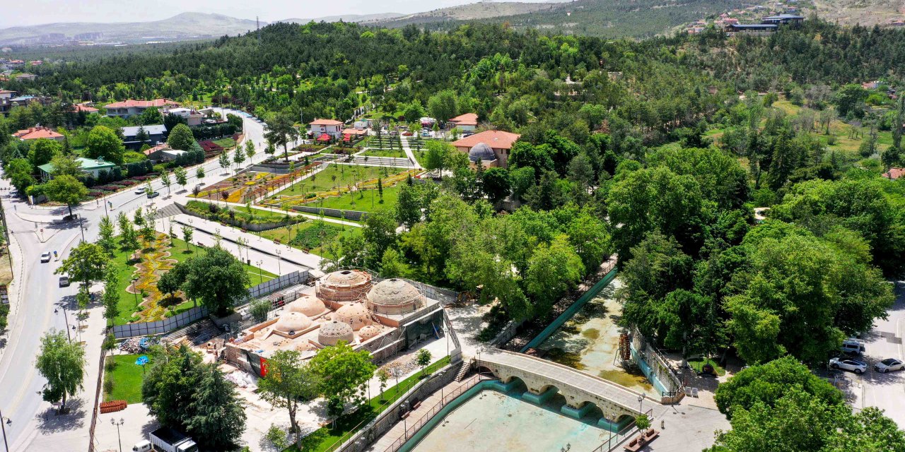 Konya'nın tarihi bahçesi küllerinden doğacak