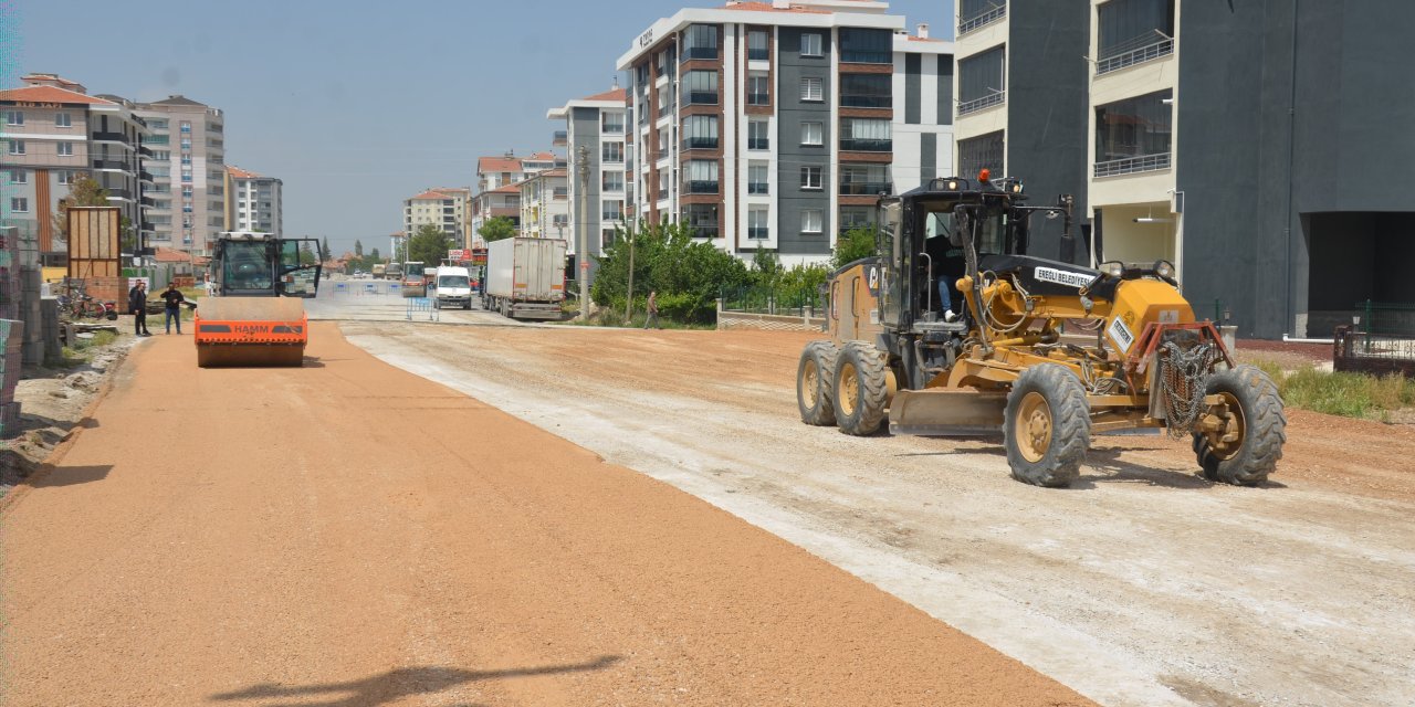 Ereğli'de asfalt çalışmaları sürüyor