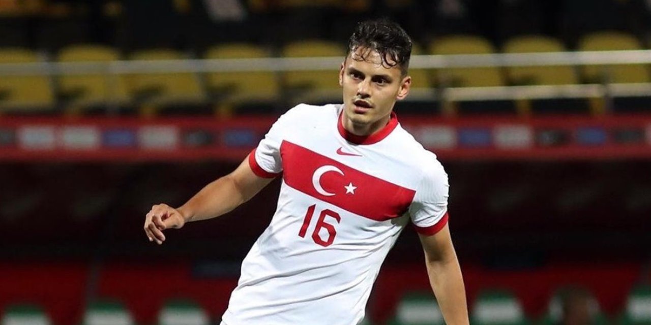 Enes Ünal,  kadrodan çıkartıldı