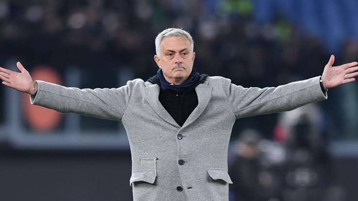 Fenerbahçe, Teknik Direktör Jose Mourinho için yarın akşam Ülker Stadyumu’nda tören düzenleneceğini açıkladı.