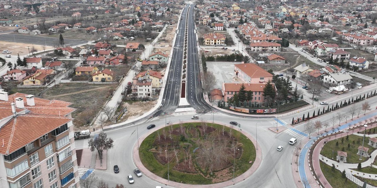 Konya'ya yeni ışıklı kavşak geldi! Trafik sorunu çözülüyor