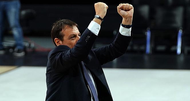 Ergin Ataman yönetimindeki Panathinaikos sezonu çifte kupayla kapadı