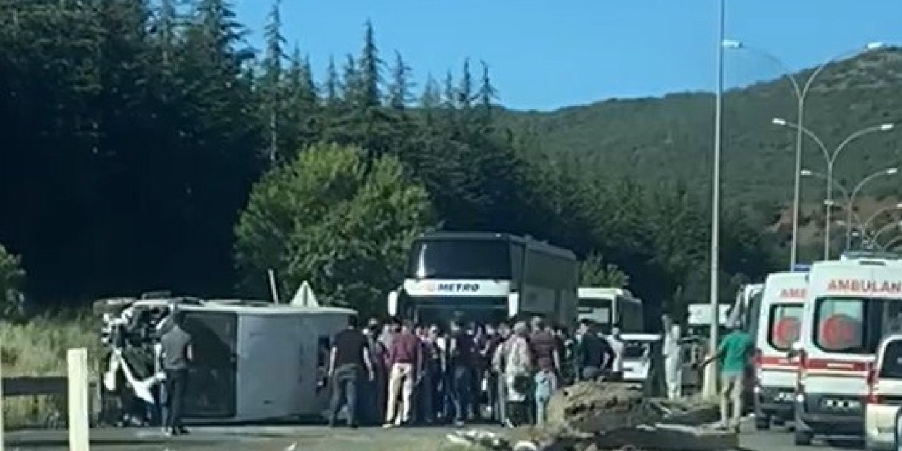 Eskişehir'de minibüs yan yattı: 5 yaralı