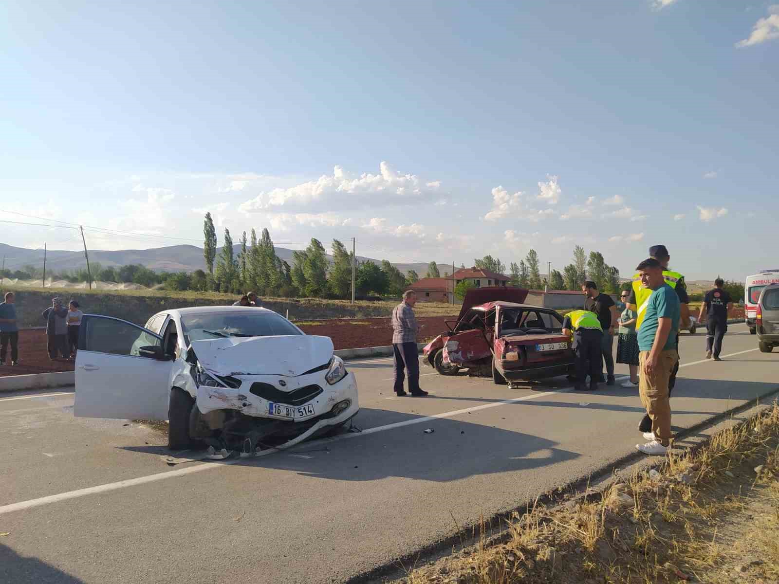 Katliam gibi kaza! 1 ölü, çok sayıda yaralı var