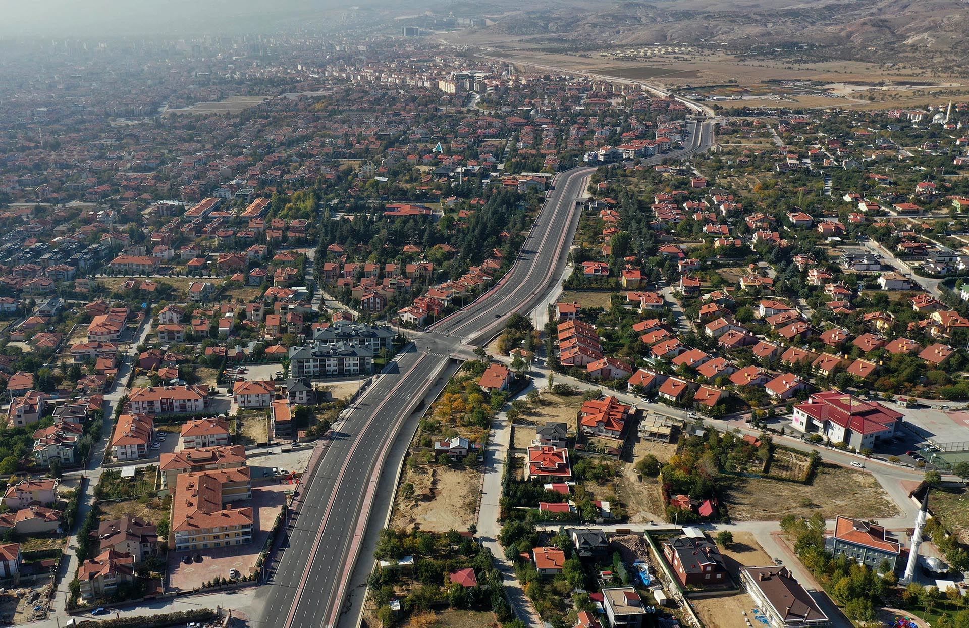 Konyalı sürücüler dikkat! Abdülhamit Han Caddesi'nin hız limiti değişti