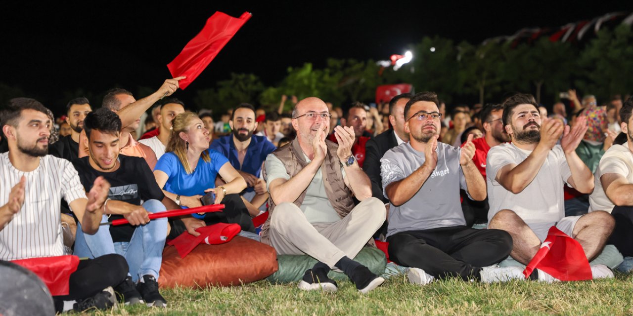 Milli maça Konya manzarası eşlik etti