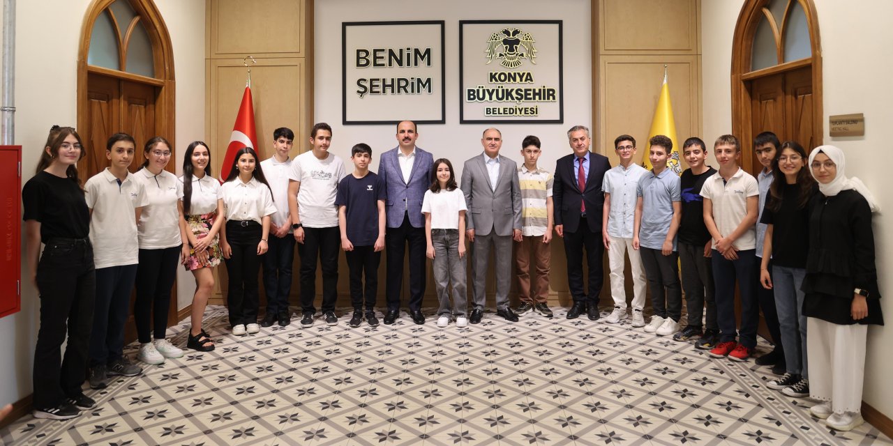 20 öğrenci Konya'ya gururu yaşattı