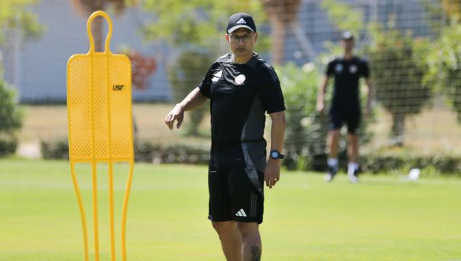 Antalyaspor Alex de Souza yönetiminde sezonu açtı